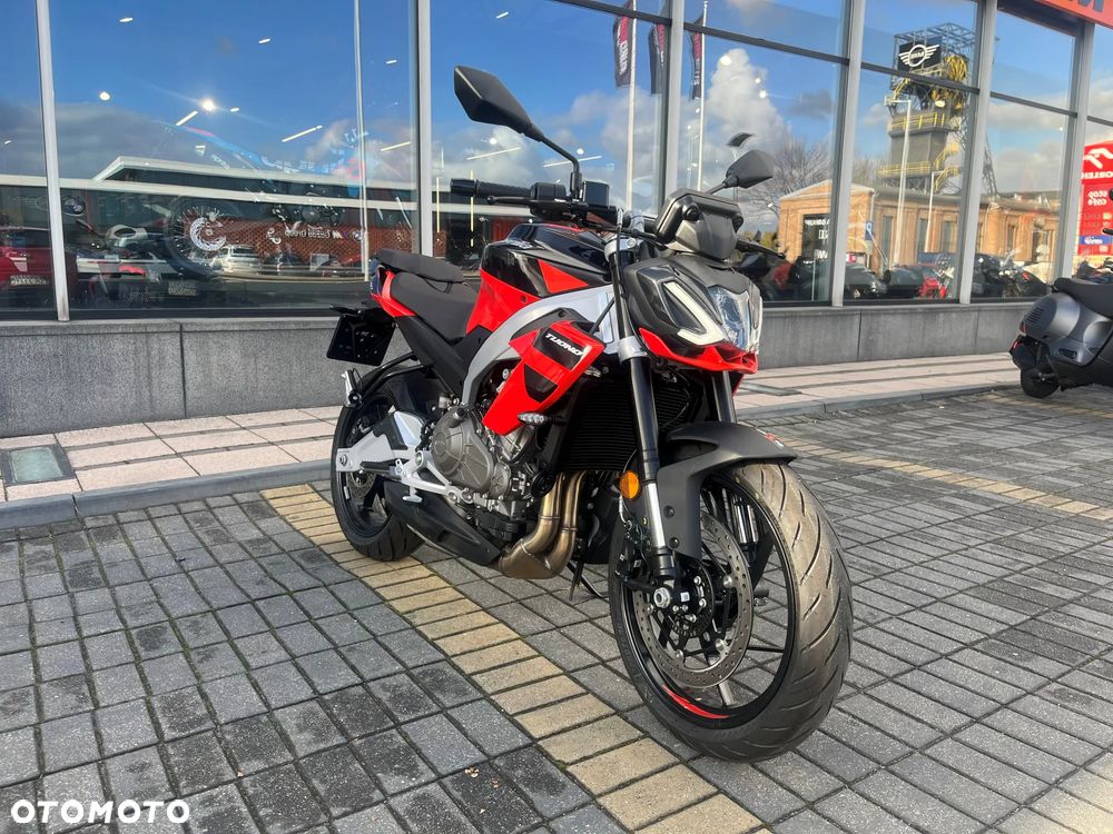 Aprilia Tuono