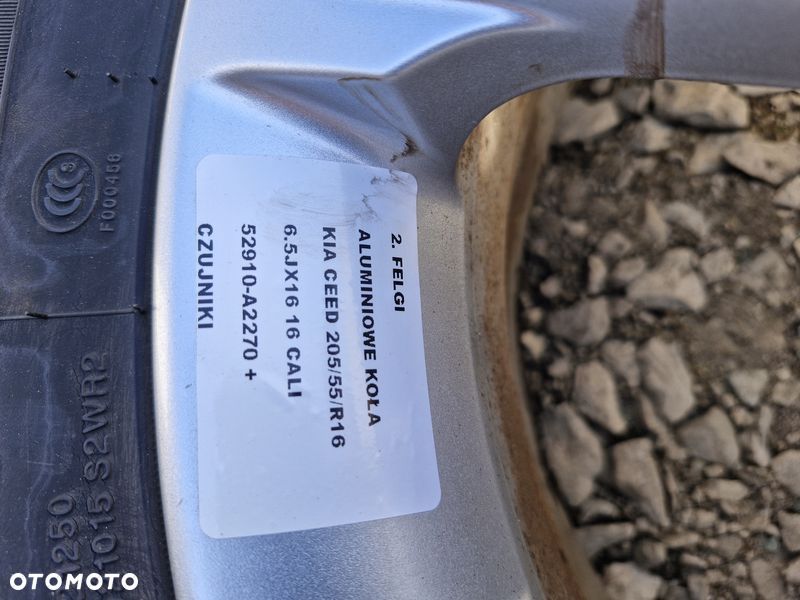 KIA CEED II FELGI ALUMINIOWE 5X114,3 16 CALI 52910-A2270 KOŁA HYUNDAI  ET50 6.5JX16 - 11