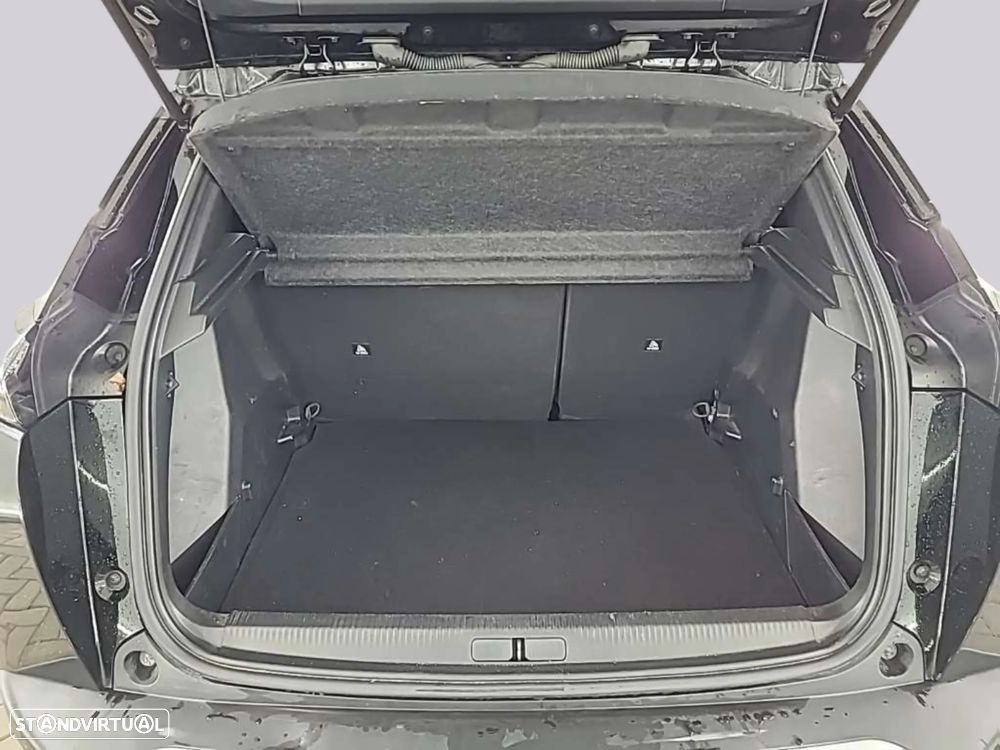 Peugeot 2008 - 11
