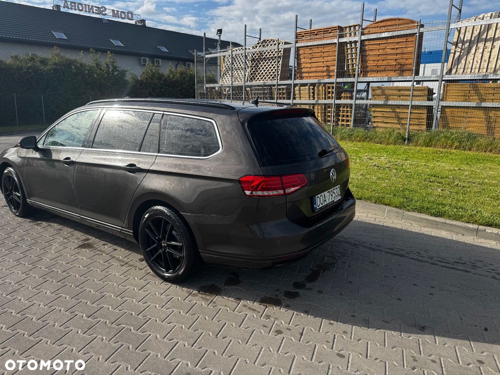 Volkswagen Passat 2.0 TDI SCR Comfortline DSG - 4