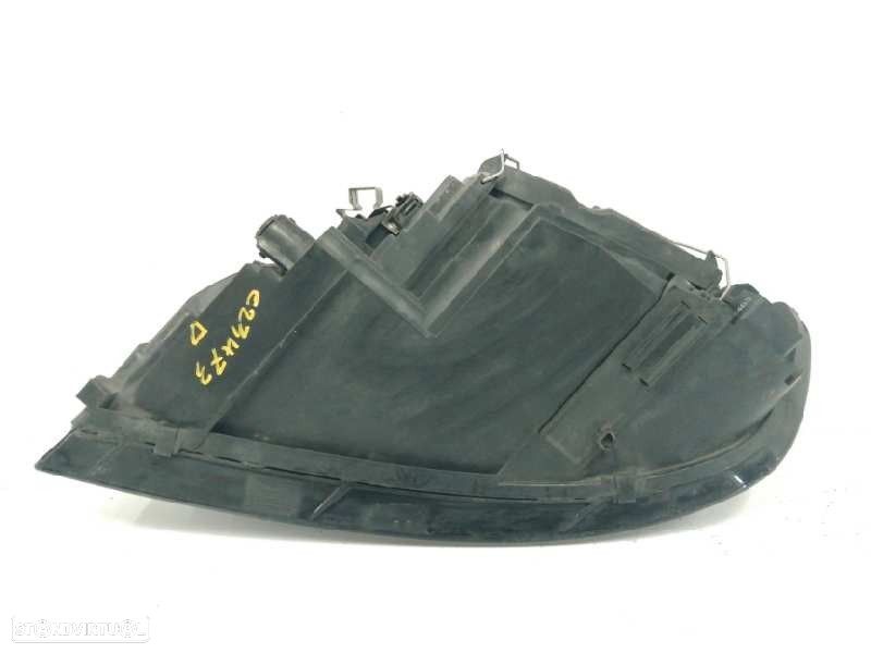 FAROL DIREITO VOLVO S40 II 2003 -30678903 - 3