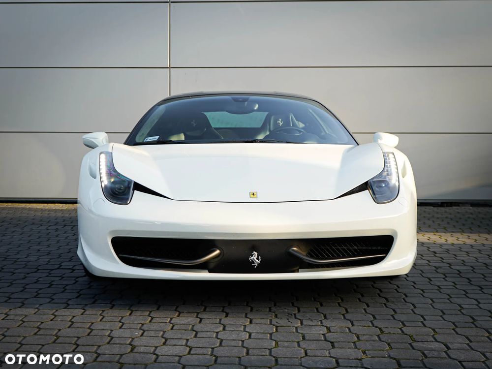 Ferrari 458 Italia - 3