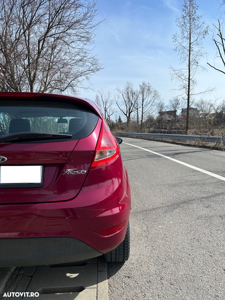 Ford Fiesta 1.25i Ambiente - 5
