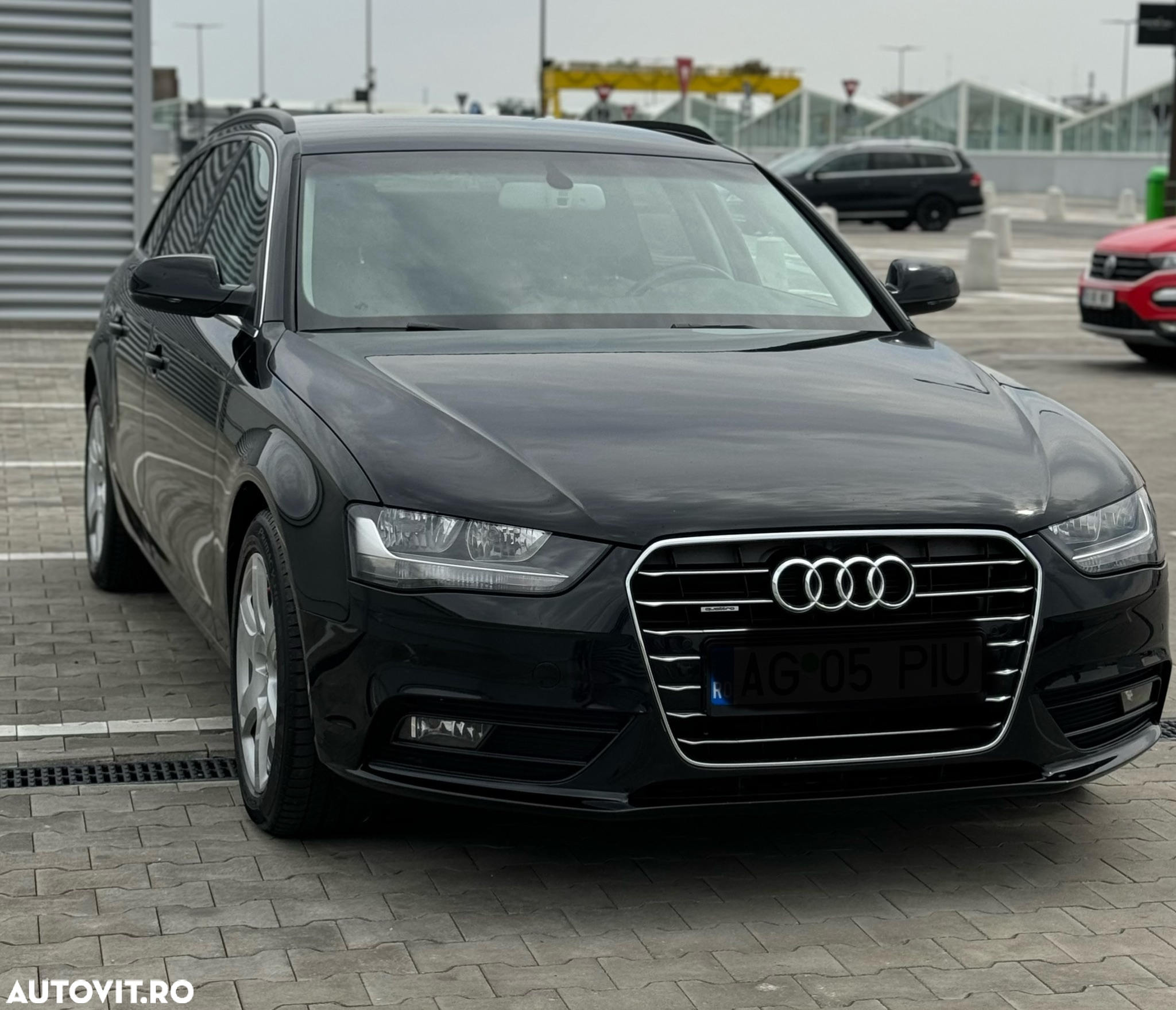 Audi A4 Avant 2.0 40 TDI quattro S tronic Advanced - 3