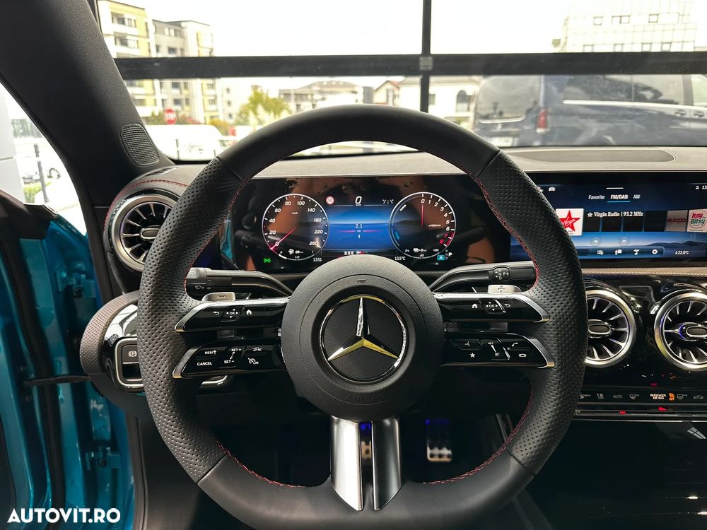 Mercedes-Benz CLA 250 e Coupe - 13