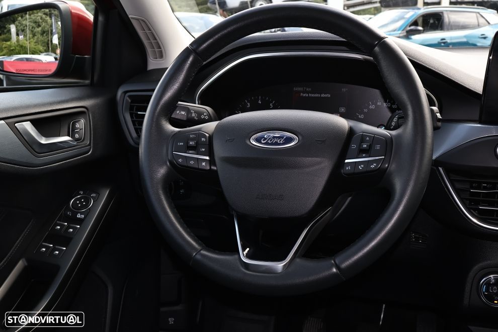 Ford Focus 1.0 EcoBoost Active - 10