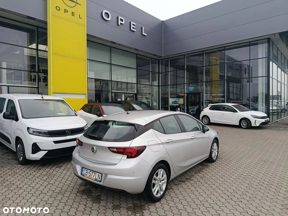 Opel Astra V 1.2 T Edition S&S - 8