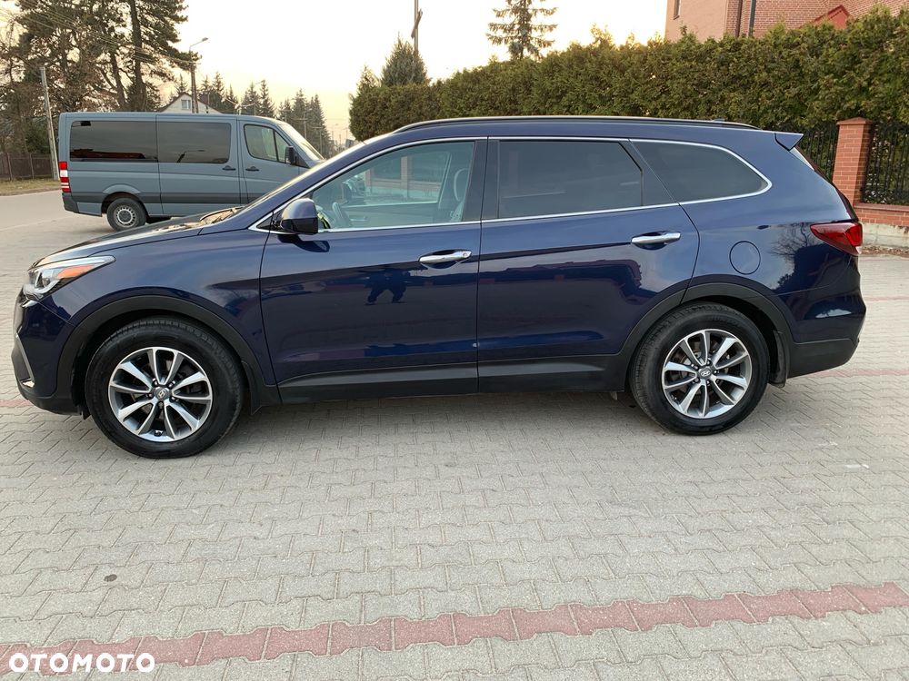 Hyundai Santa Fe - 2