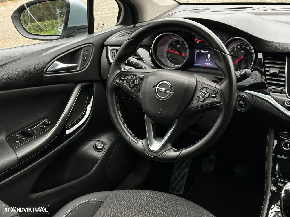 Opel Astra Sports Tourer 1.6 CDTi Executive S/S - 22