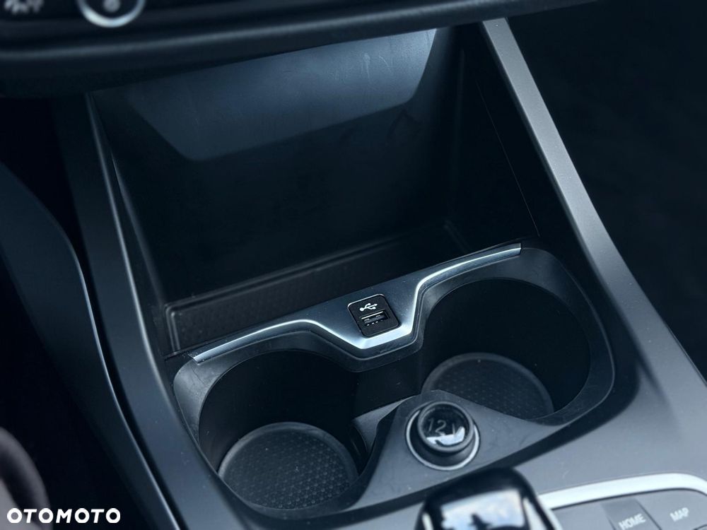 BMW Seria 1 118i Advantage - 19