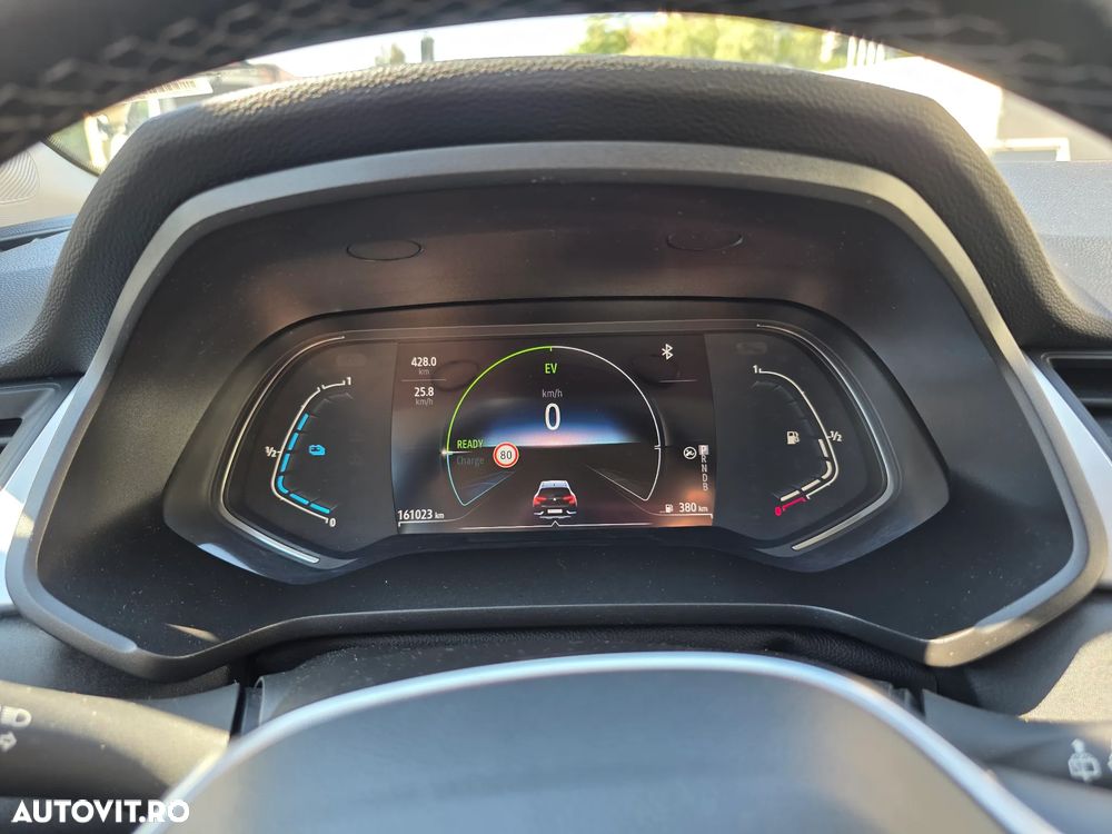 RENAULT Captur 2023 — imagine 25