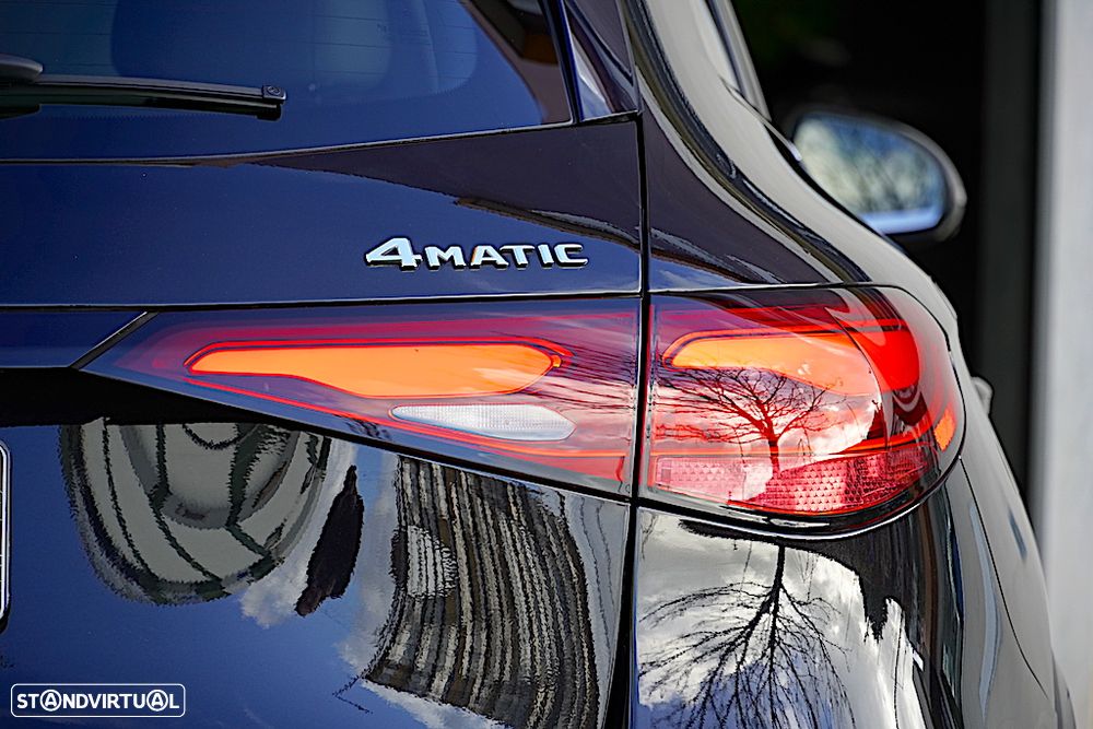 Mercedes-Benz GLC 300 e 4Matic 9G-TRONIC Edition AMG Line - 16