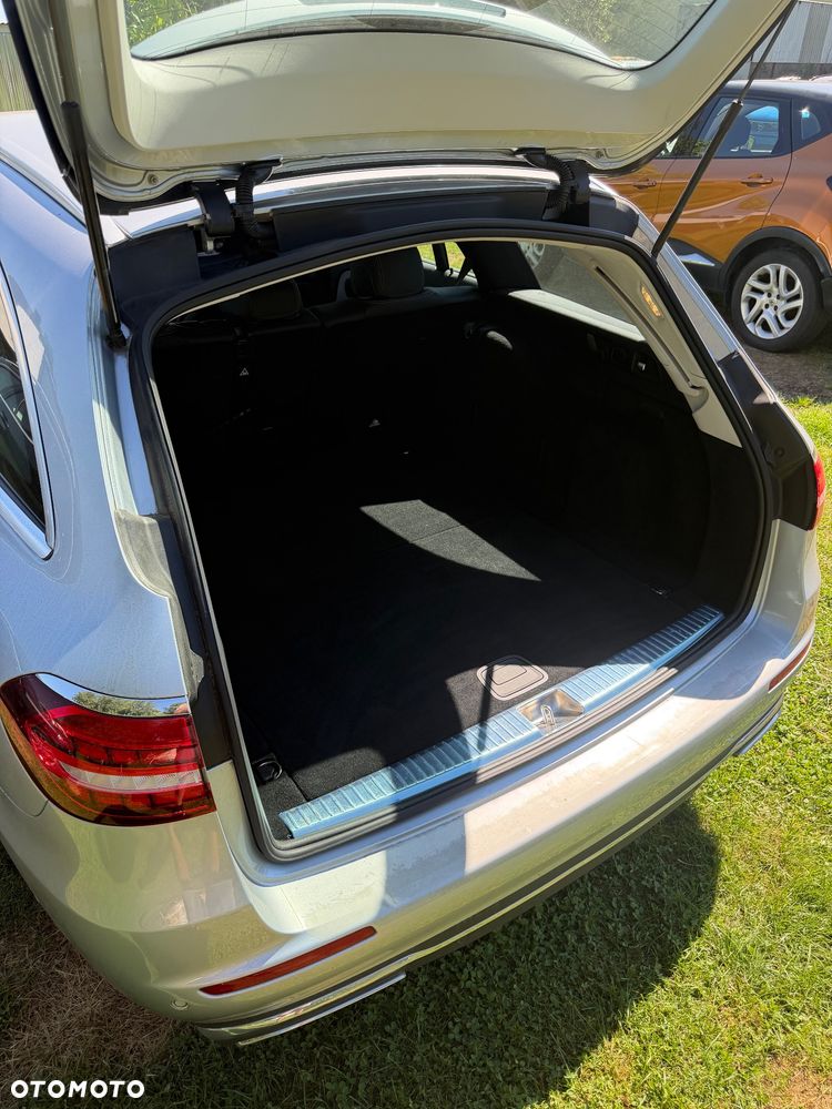 Mercedes-Benz Klasa E 220 d Avantgarde - 4