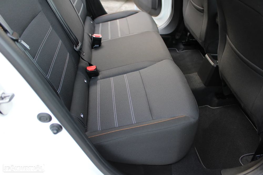 Dacia Sandero 0.9 TCe SL Stepway of Life - 38