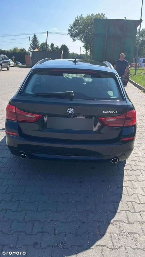 BMW Seria 5 520d Luxury Line - 6