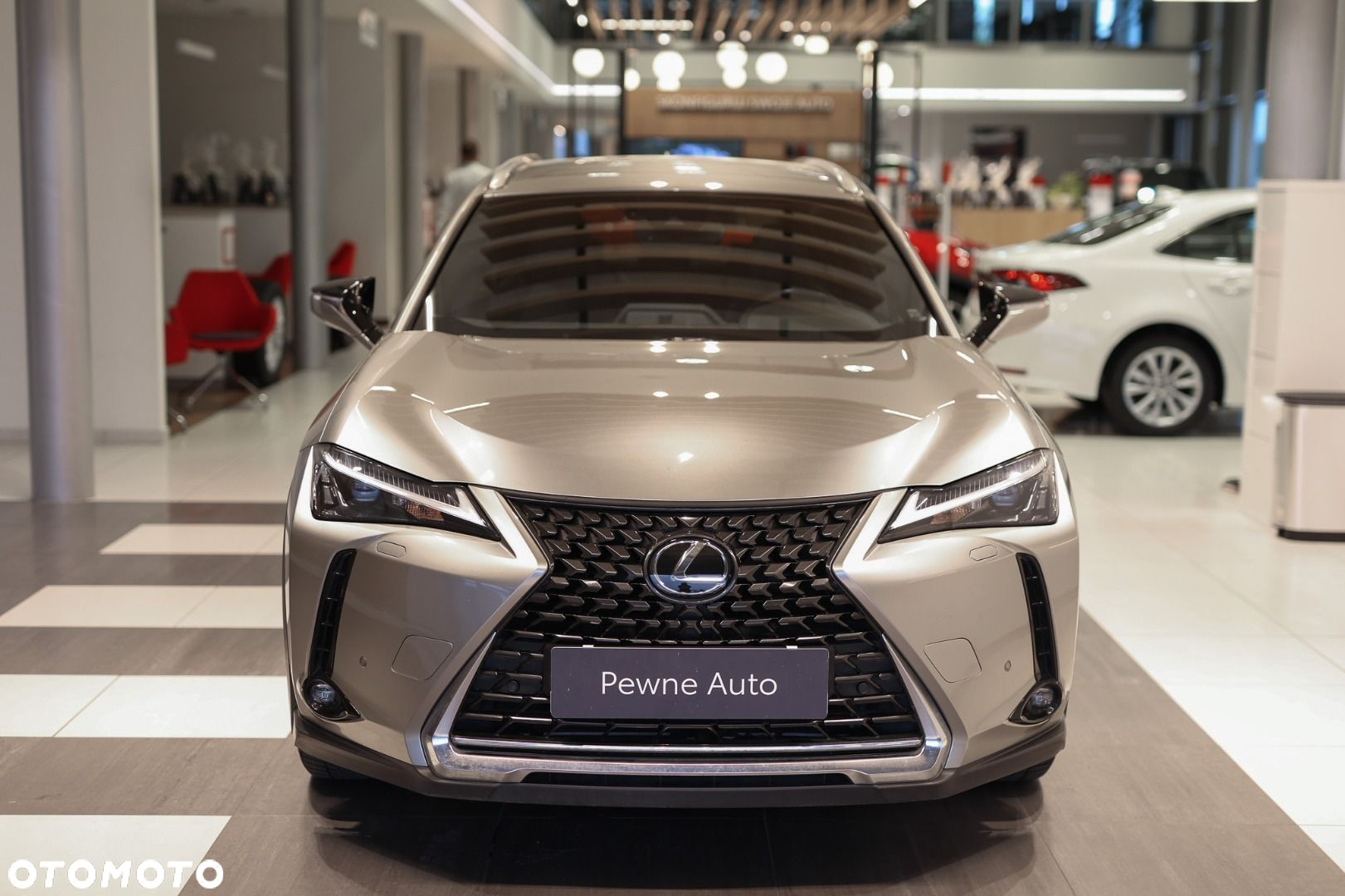 Lexus UX - 2
