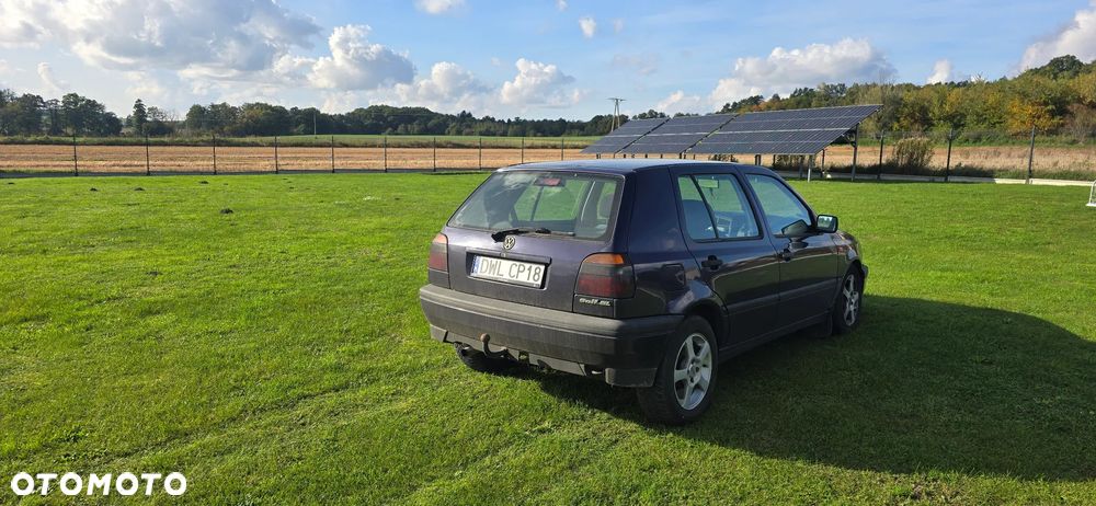 Volkswagen Golf 1.6 - 3