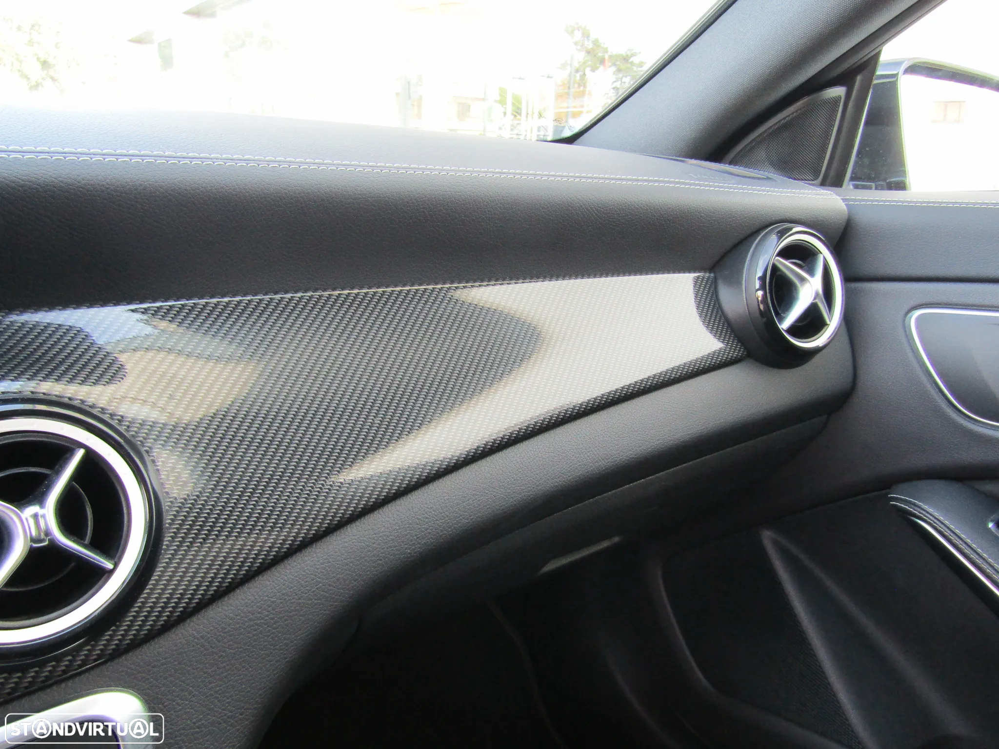 Mercedes-Benz CLA 200 d Shooting Brake AMG Line Aut. - 17