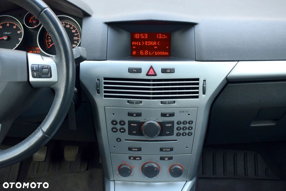 Opel Astra 1.4 Edition 111 Jahre - 17