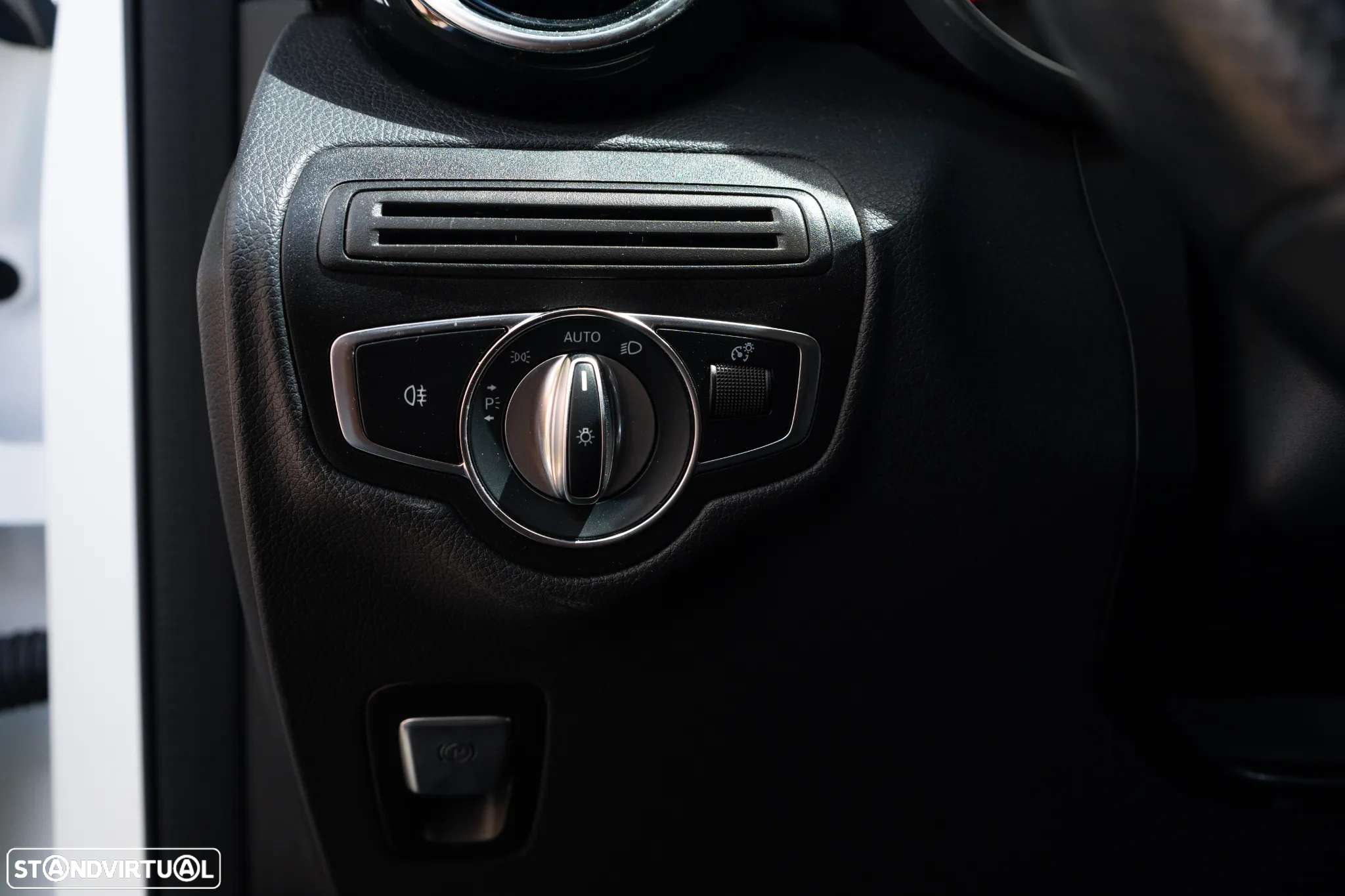 Mercedes-Benz GLC 300 Coupe de 4Matic - 38