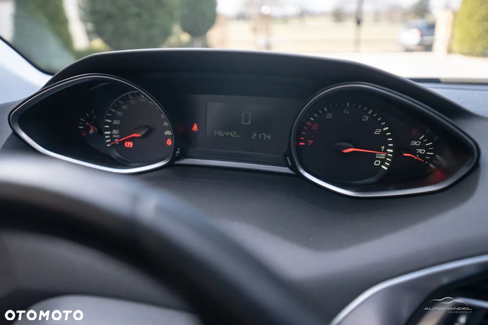 Peugeot 308 PureTech 110 Stop & Start Style - 34