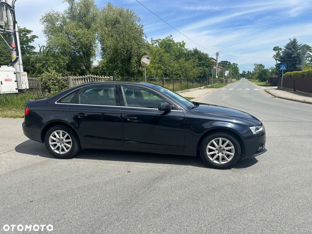 Audi A4 Limousine - 22