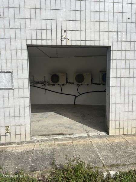 Armazem em Vila verde - Grande imagem: 3/8