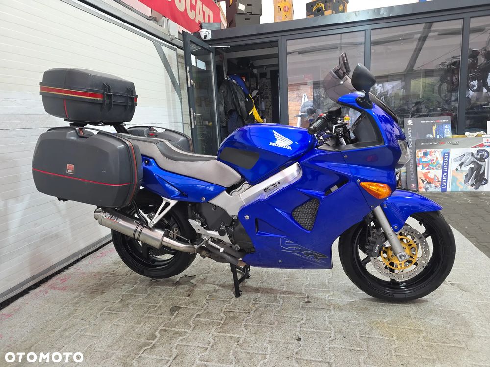 Honda VFR - 5
