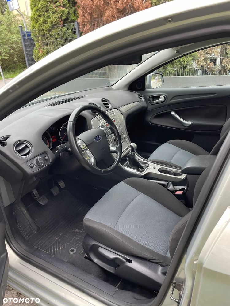 Ford Mondeo - 6