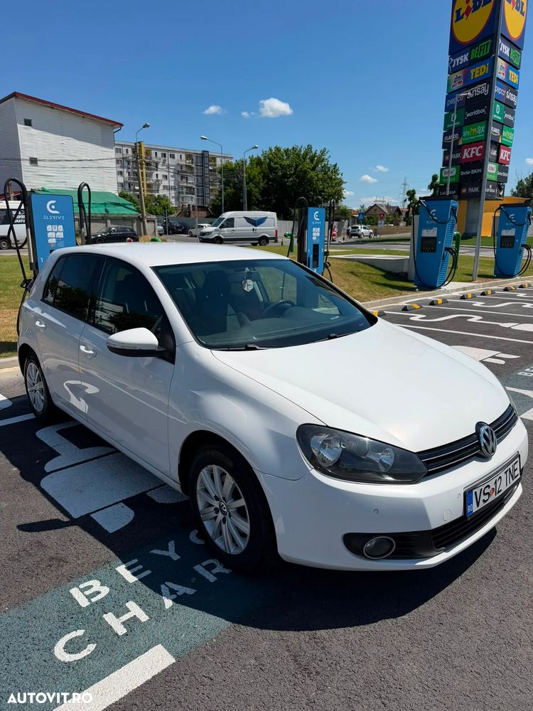 Volkswagen Golf 1.6 TDI DPF Comfortline - 1