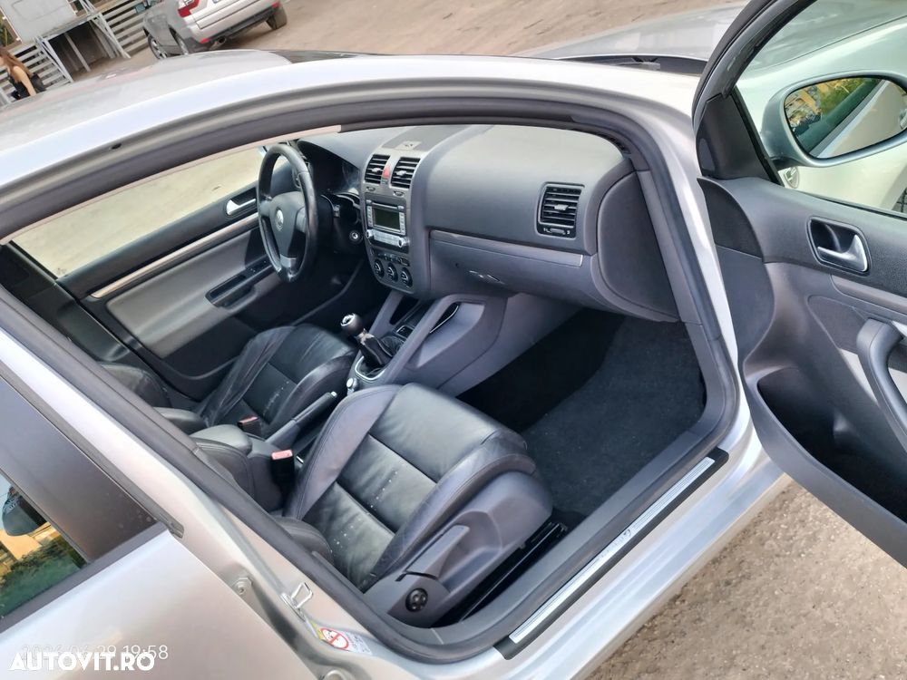 Volkswagen Golf 1.4 TSI Comfortline - 7