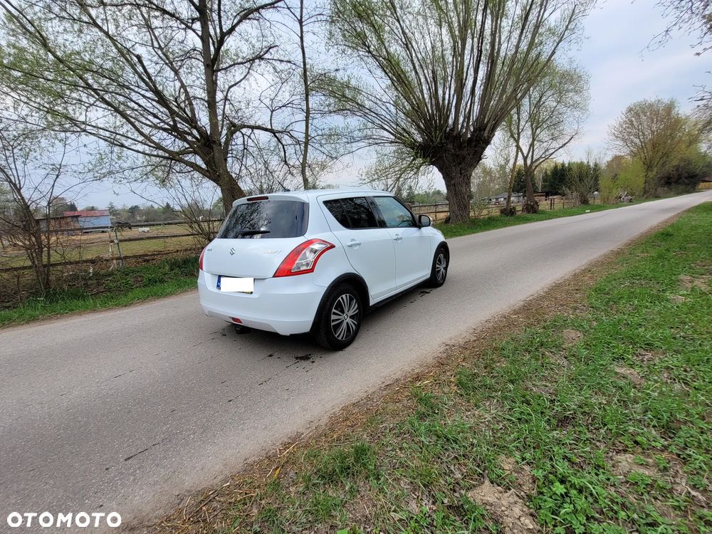 Suzuki Swift 1.3 Club dance - 3