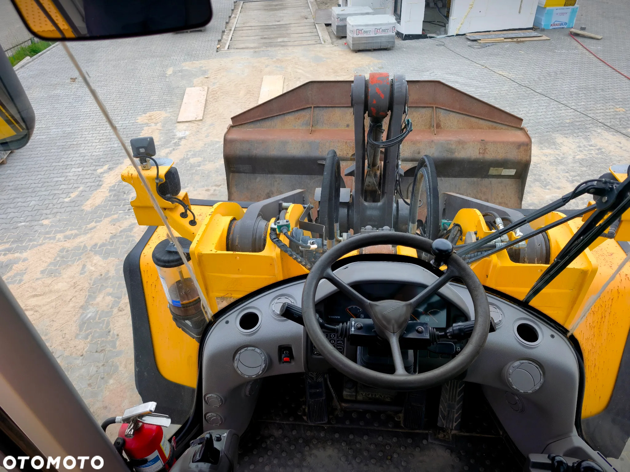 Volvo L150G - 15
