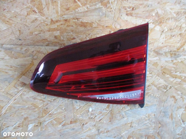 VW GOLF VII LIFT LAMPA PRAWA TYLNA W KLAPE LED