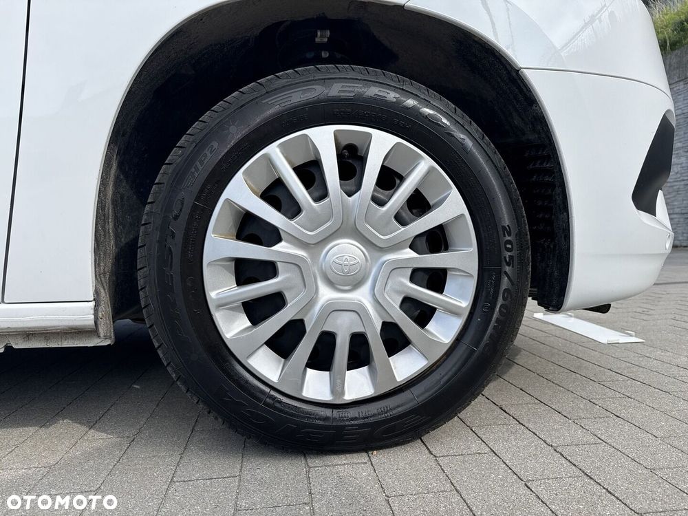 Toyota Proace City Verso 1.5 D-4D Business - 13