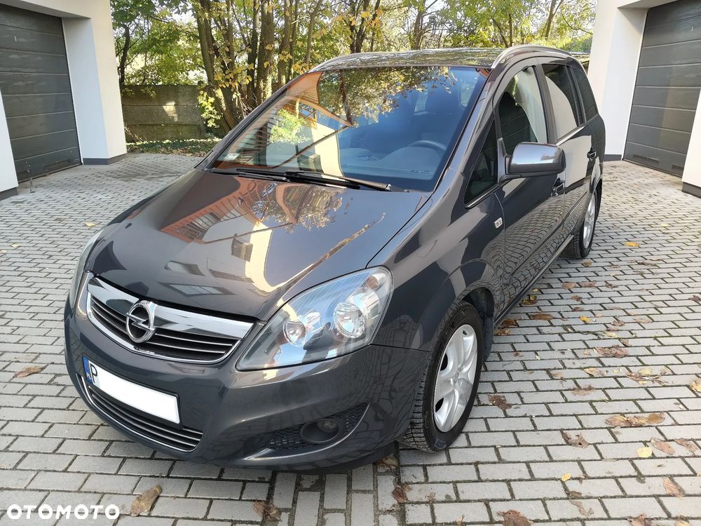 Opel Zafira 2013 photo 3