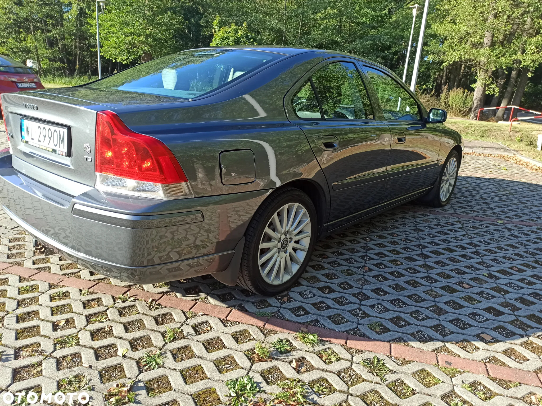 Volvo S60 2.4 T5 Momentum - 6