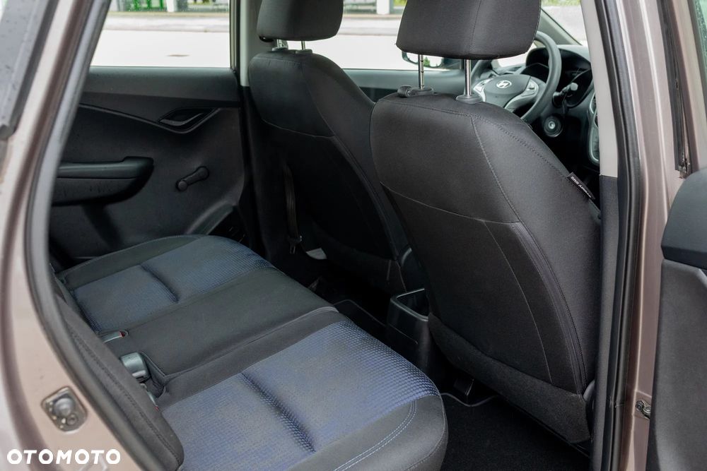 Hyundai ix20 1.4 Classic + - 19