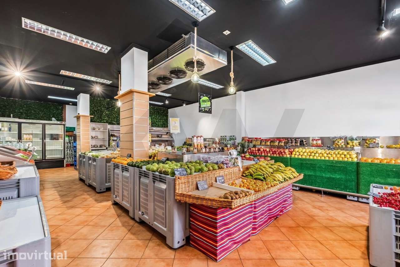 Trespasse de Frutaria – Avenida das Madalenas, Santo António, Funchal - Grande imagem: 4/15