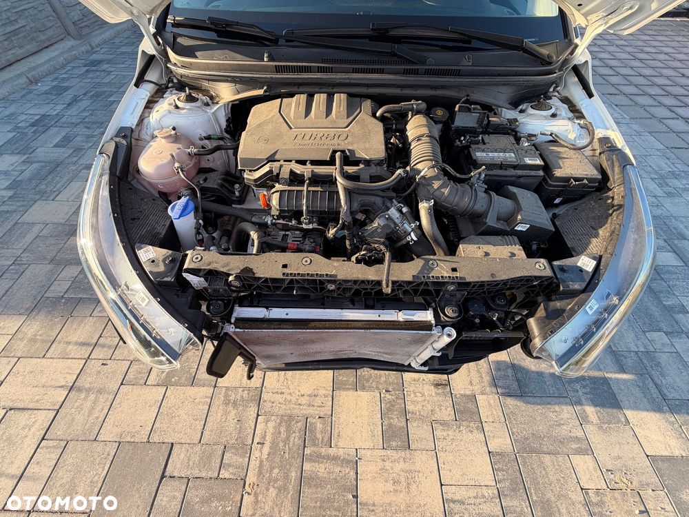 Hyundai i20 - 23