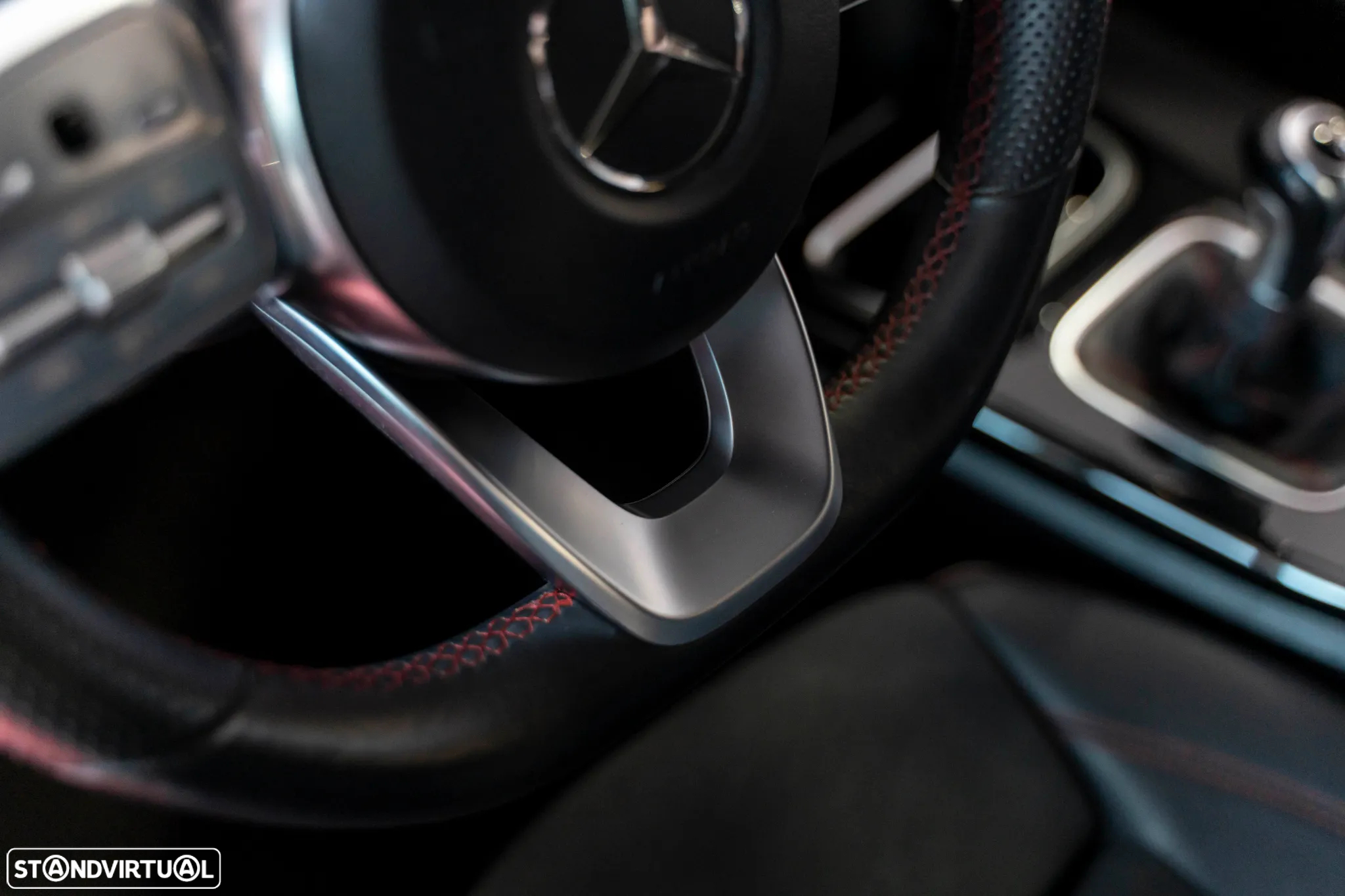 Mercedes-Benz A 160 d AMG Line - 24