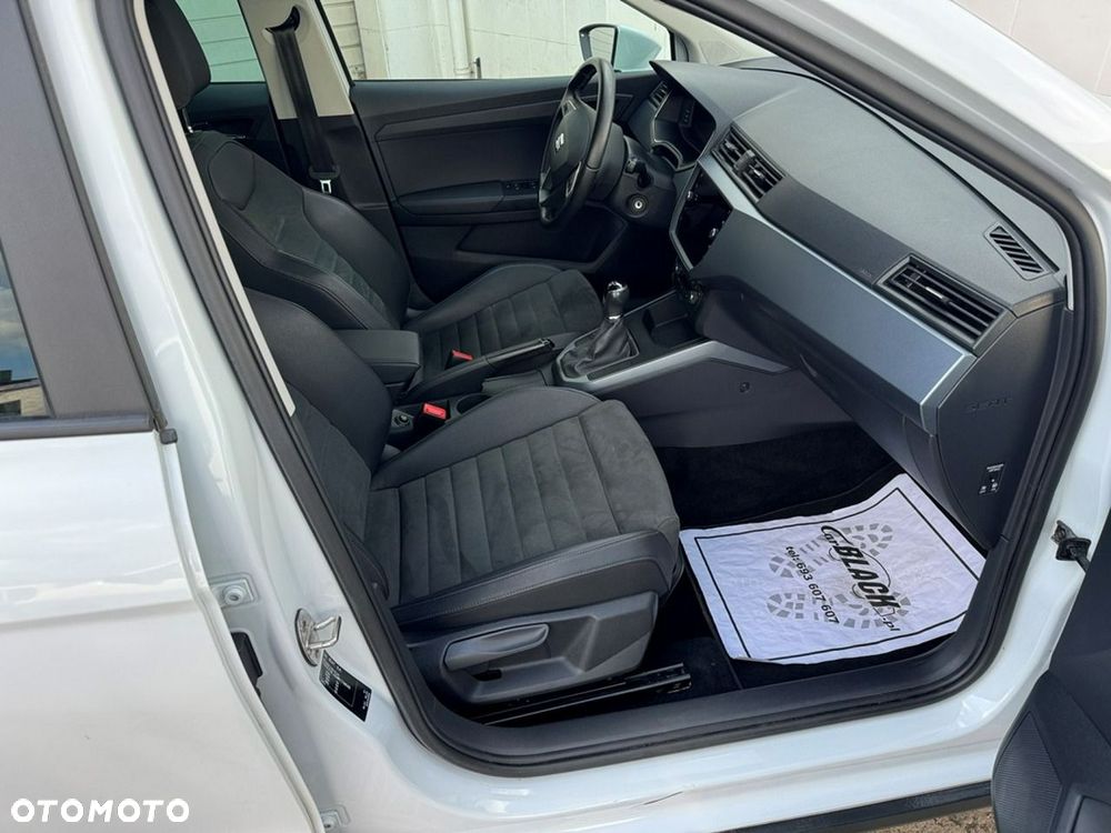 Seat Arona - 12