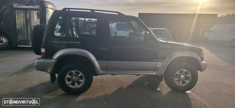 Mitsubishi Pajero 2.8 TD GLS ABS - 29