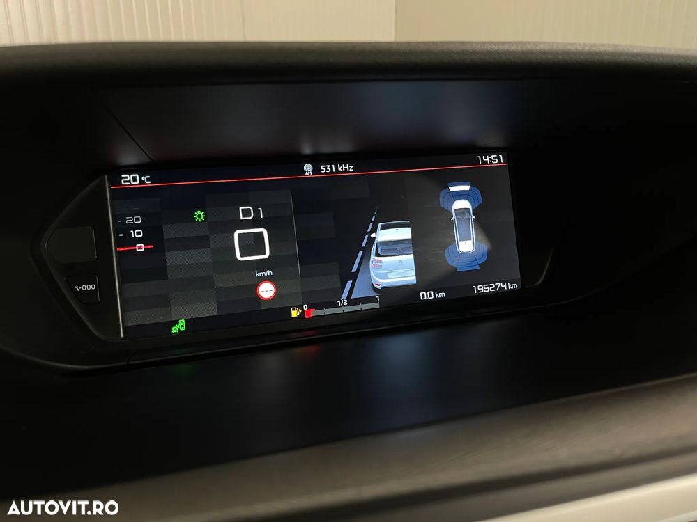 Citroën C4 Grand Space Tourer Spacetourer PureTech 180 Stop&Start EAT8 SHINE - 21