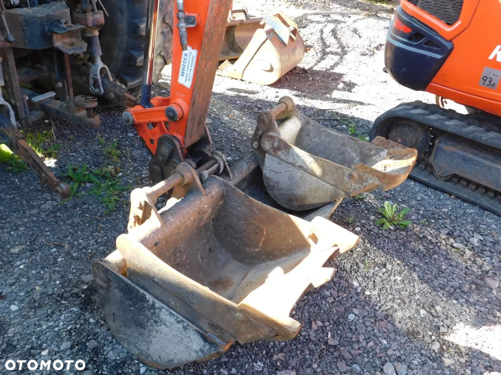 Kubota kx 030 waga 2,8t ( kx 027-4, U27 , cat 303) - 2