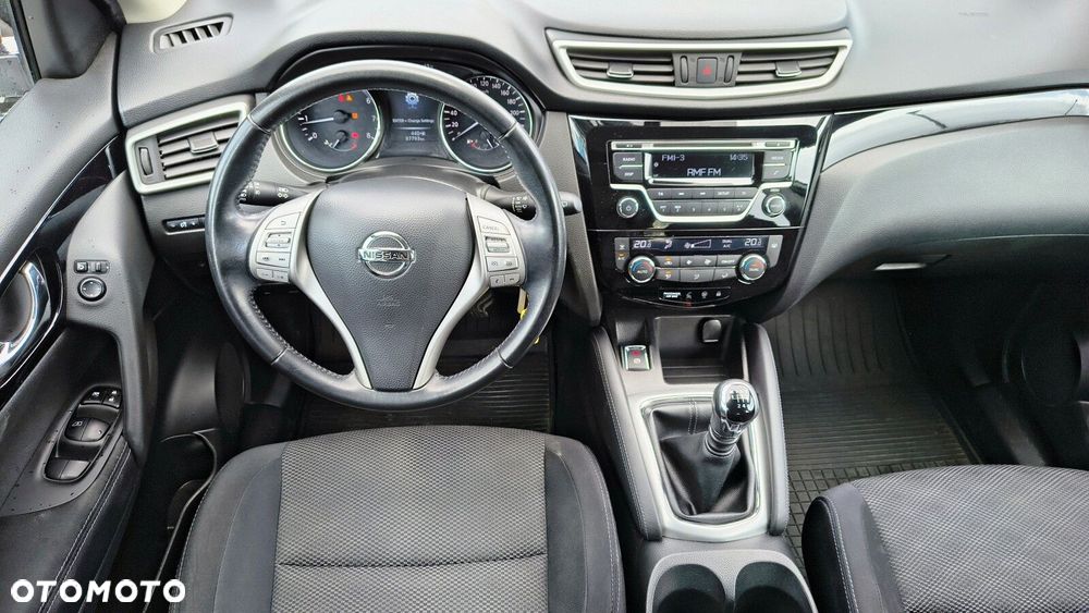 Nissan Qashqai - 10