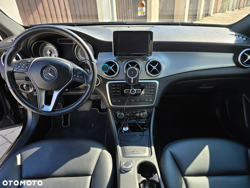Mercedes-Benz GLA 250 4-Matic - 5