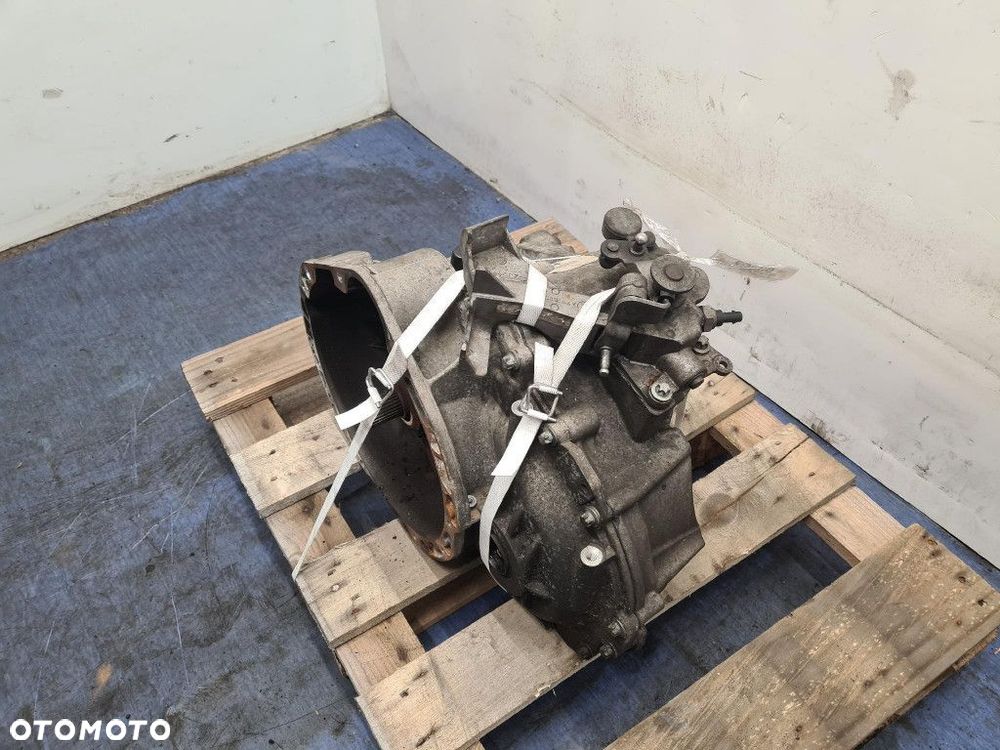 MERCEDES-BENZ B 180 CDI W245 SKRZYNIA BIEGÓW MANUALNA 1693600700 - 9