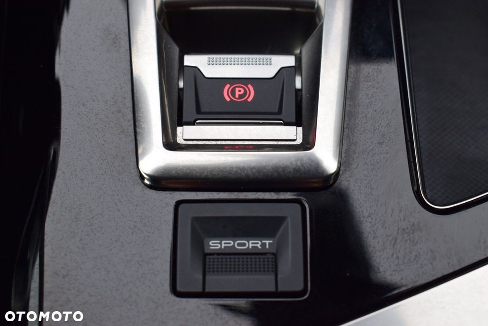 Peugeot 3008 1.5 BlueHDi Active S&S EAT8 - 24