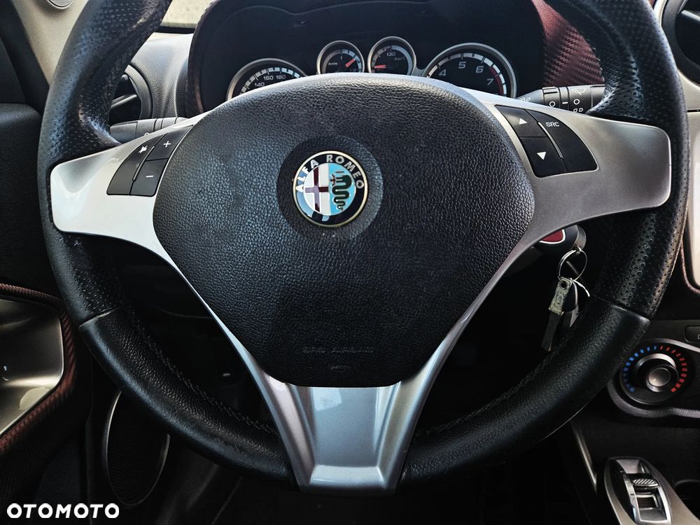 Alfa Romeo Mito 1.4 TB Distinctive - 21